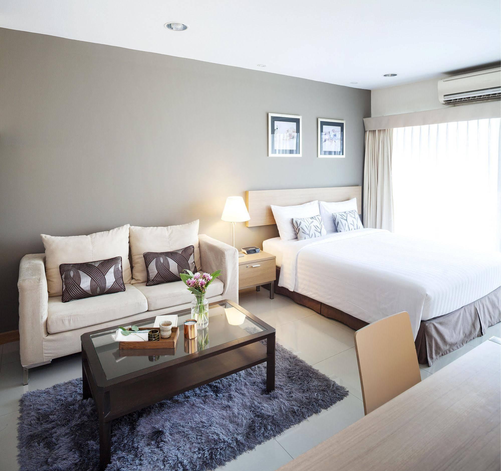 Viva Garden Serviced Residencia Bangkok Exterior foto