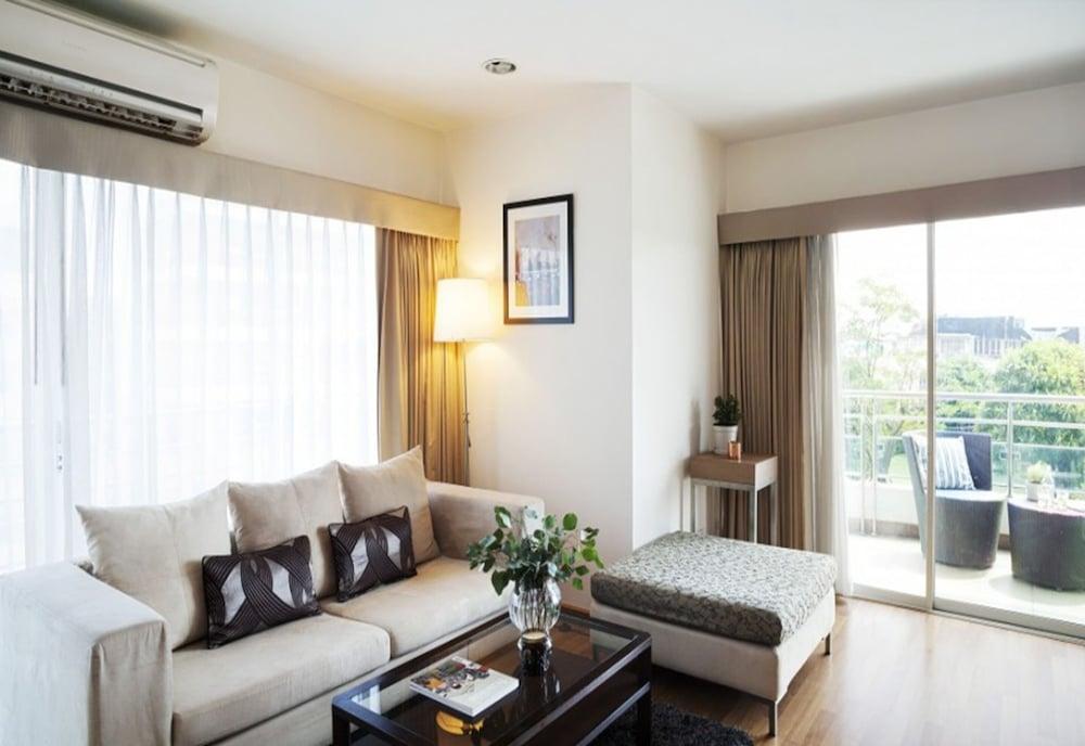 Viva Garden Serviced Residencia Bangkok Exterior foto