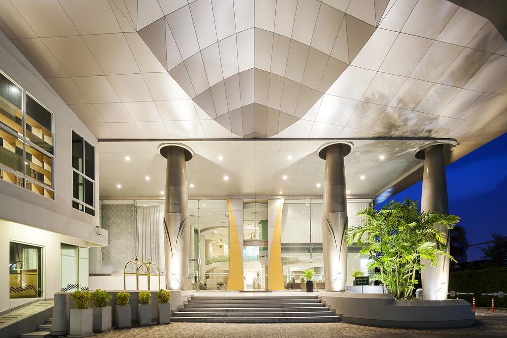 Viva Garden Serviced Residencia Bangkok Exterior foto