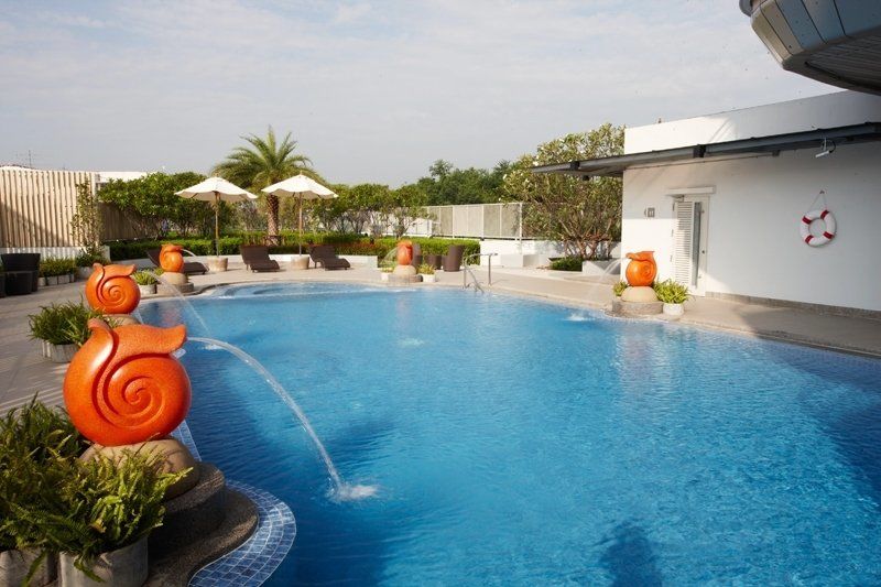 Viva Garden Serviced Residencia Bangkok Exterior foto